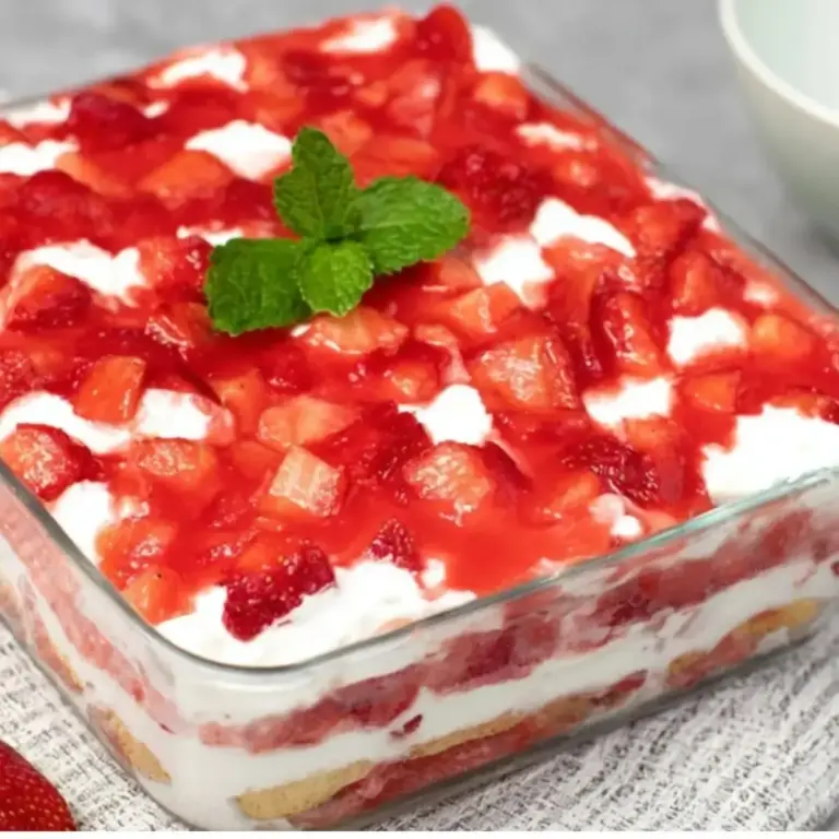 Erdbeer Tiramisu mit Sahne – 10 einfache Schritte – Muma’s Kitchen