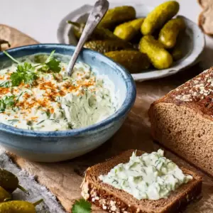 Schneller Gewürzgurken Dip