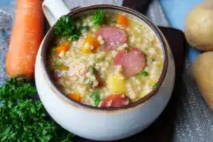 Graupensuppe wie von Oma