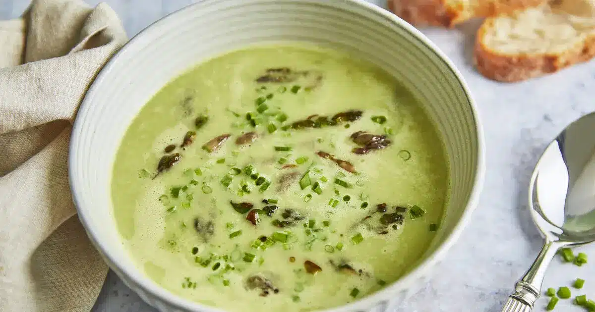 Grüne Spargelsuppe