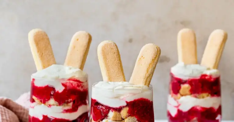 Feines Osterdessert im Glas | Simply Yummy