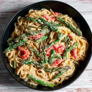 Pasta mit gebratenem grünen Spargel und Paprika – Muma’s Kitchen