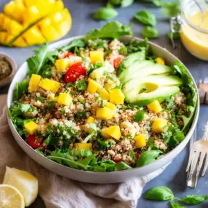 Quinoa Salat mit Avocado – 5 Tipps für Perfekten Genuss – Muma’s Kitchen