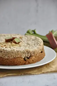 Rhubarb Cake with Hazelnut Meringue | Crazy Kitchen