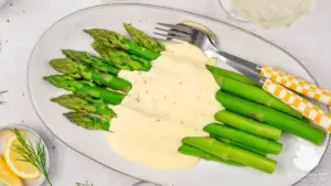 Sauce Hollandaise – gelingsicher in 5 Minuten