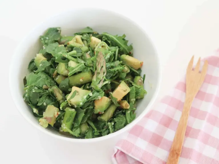 Fitness Rezept: Spargel Avocado Ruccola Salat – victoriashealthylife