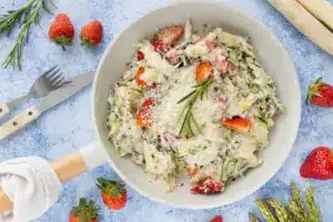Spargel-Erdbeer-Pfanne