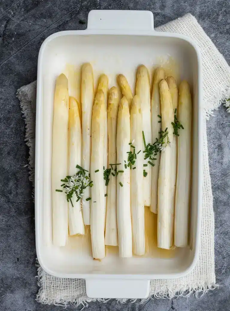 Spargel aus dem Ofen – weißen Spargel genial gut zubereiten