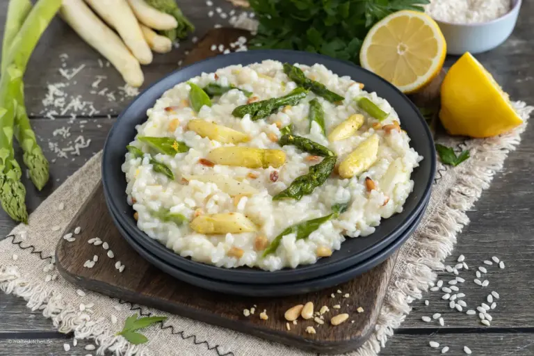 Spargelrisotto mit ▷ weißem & grünem Spargel