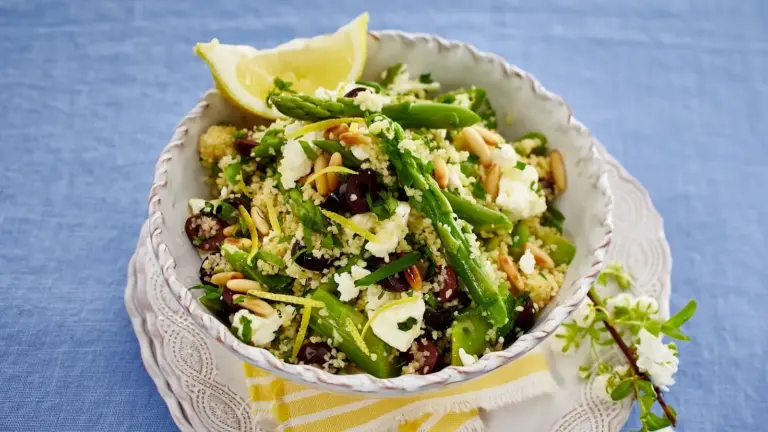 Spargelsalat – die besten Rezepte in grün und weiß
