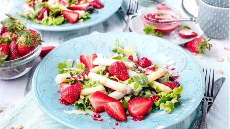 Spargel und Erdbeeren – darum sind sie das kulinarische Traumpaar des Frühlings