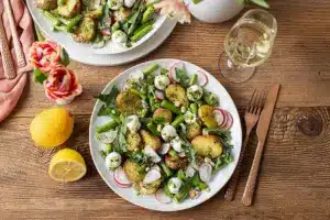 REZEPT: Spargelsalat mit Kartoffeln und Bärlauch Pesto