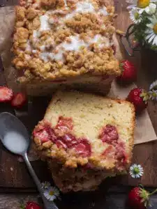 Vegan Strawberry Rhubarb Crumb Cake